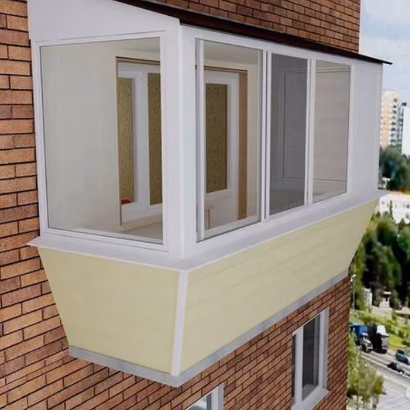 Остекление балкона с выносом